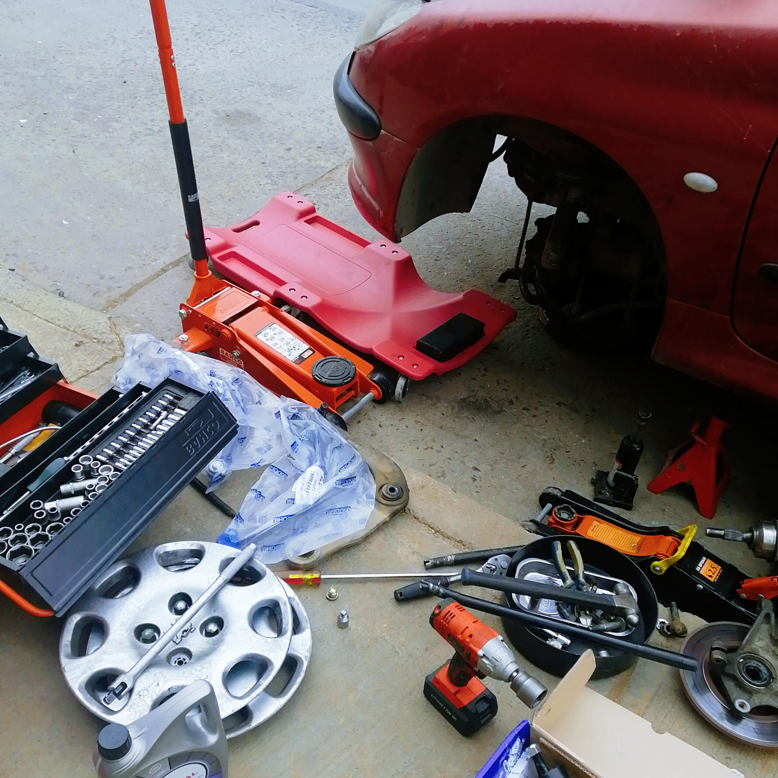 Cambio de bandejas de suspensión peugeot 206